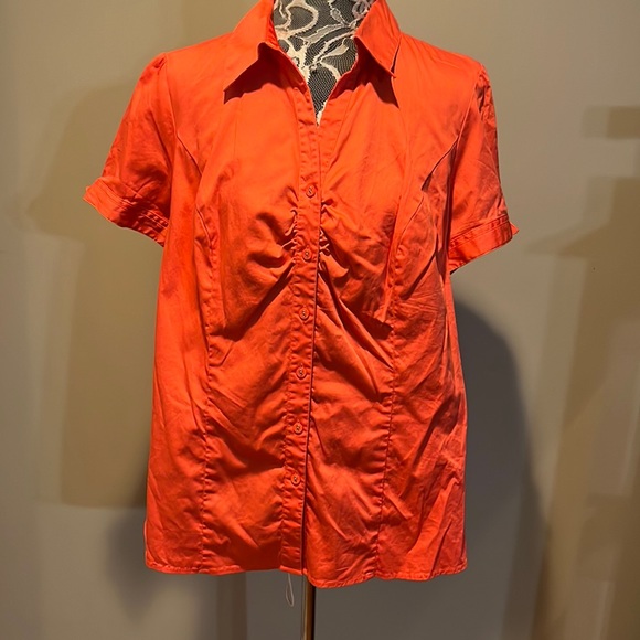Lane Bryant Tops - Lane Bryant Top in Vibrant Orange! Excellent Condition!